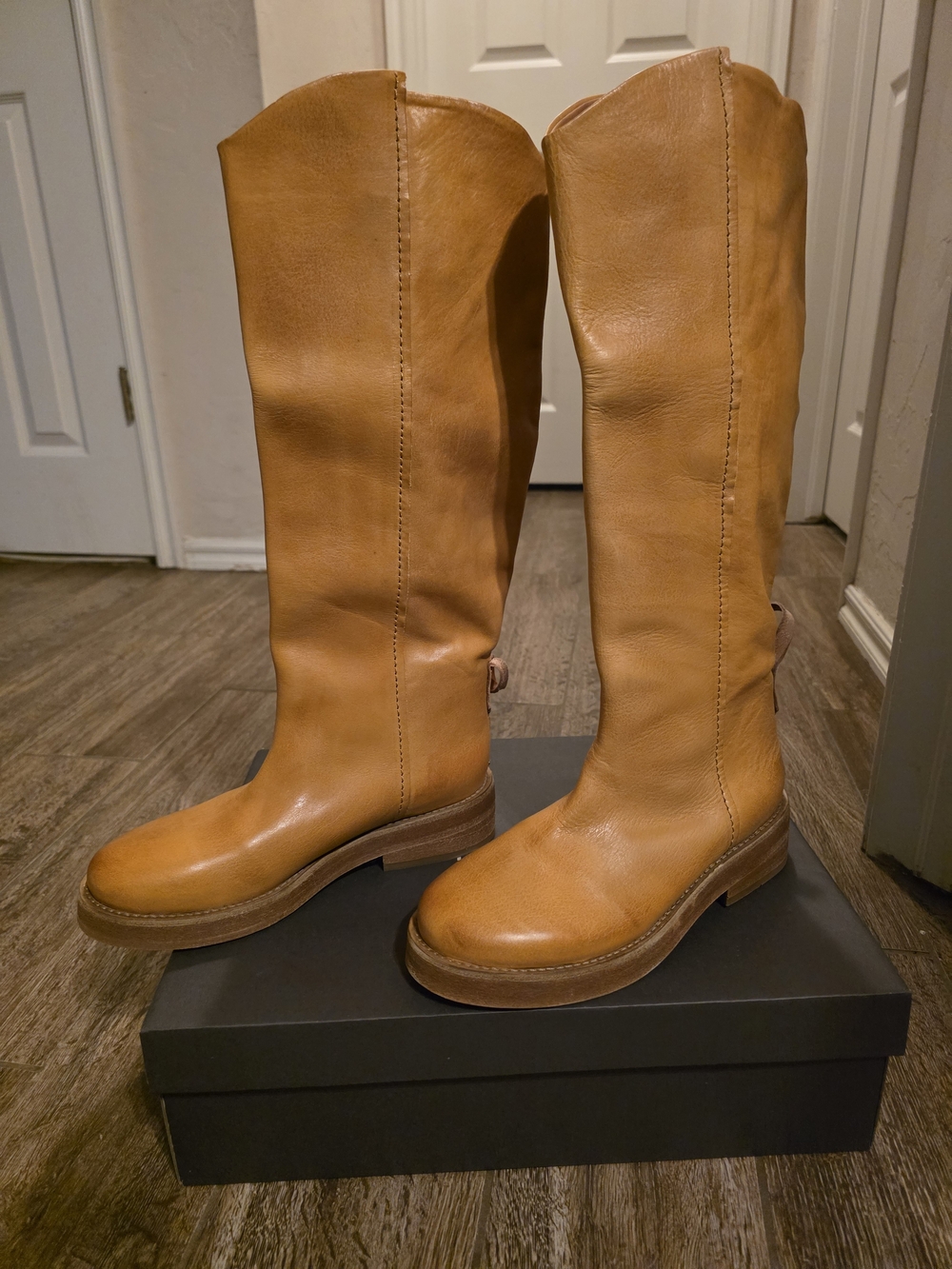 We The Free Bryce Equestrian Boots - Picture 2 of 4